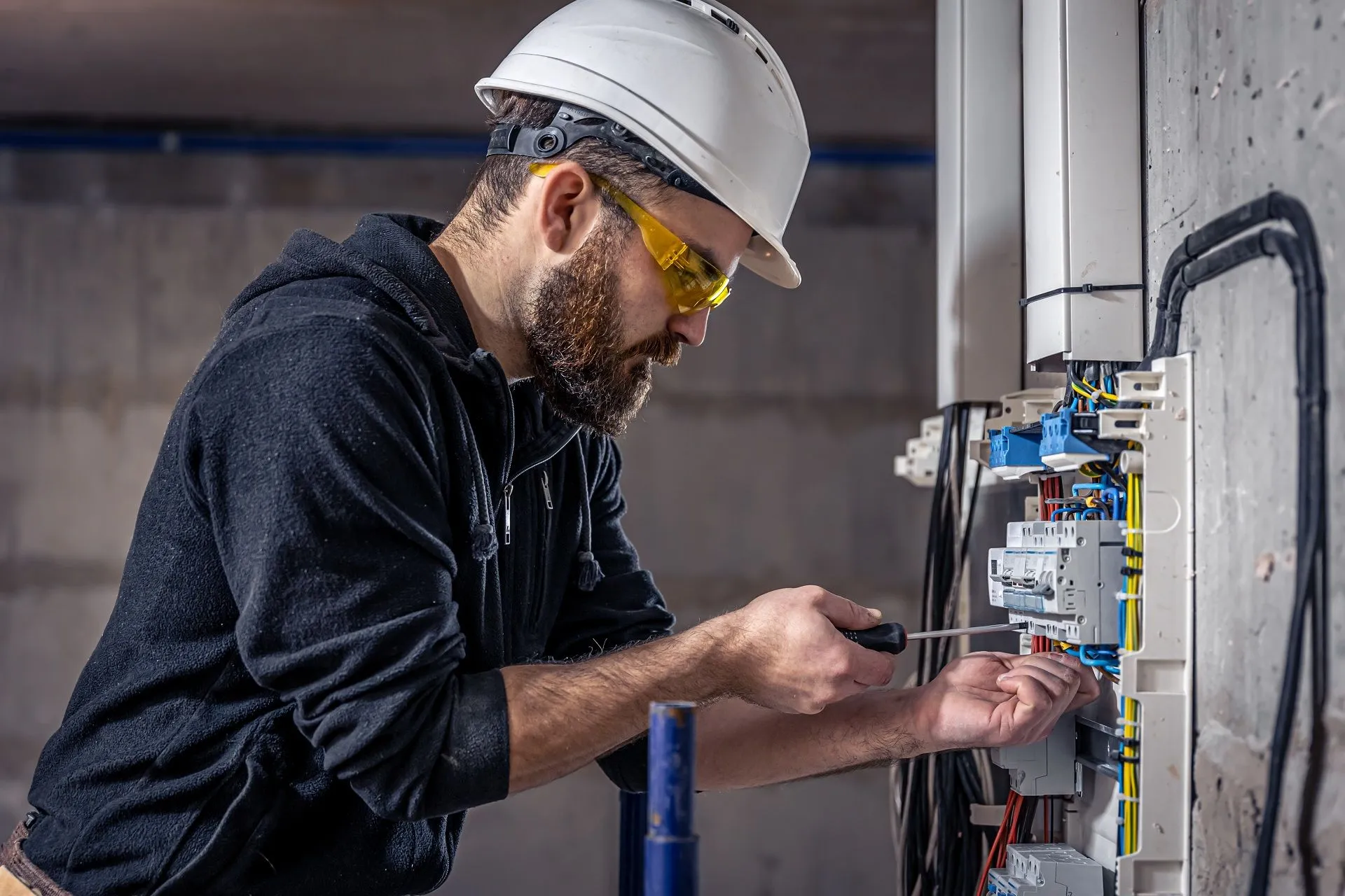 Generating High-Quality Leads for Electricians: Strategies That Work
